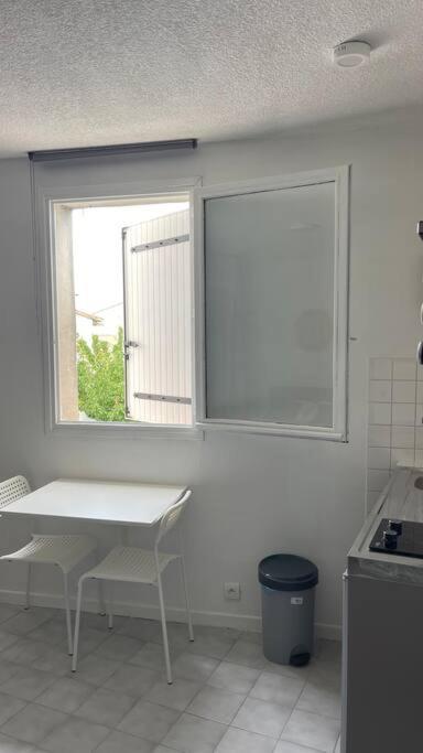 Joli Studio Dans Le Village Saintes-Maries-de-la-Mer Exterior photo